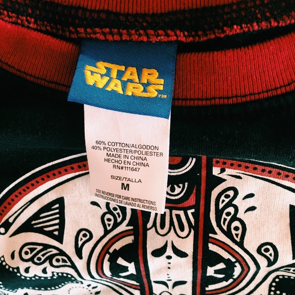Star Wars sweater - Picture 2 of 2